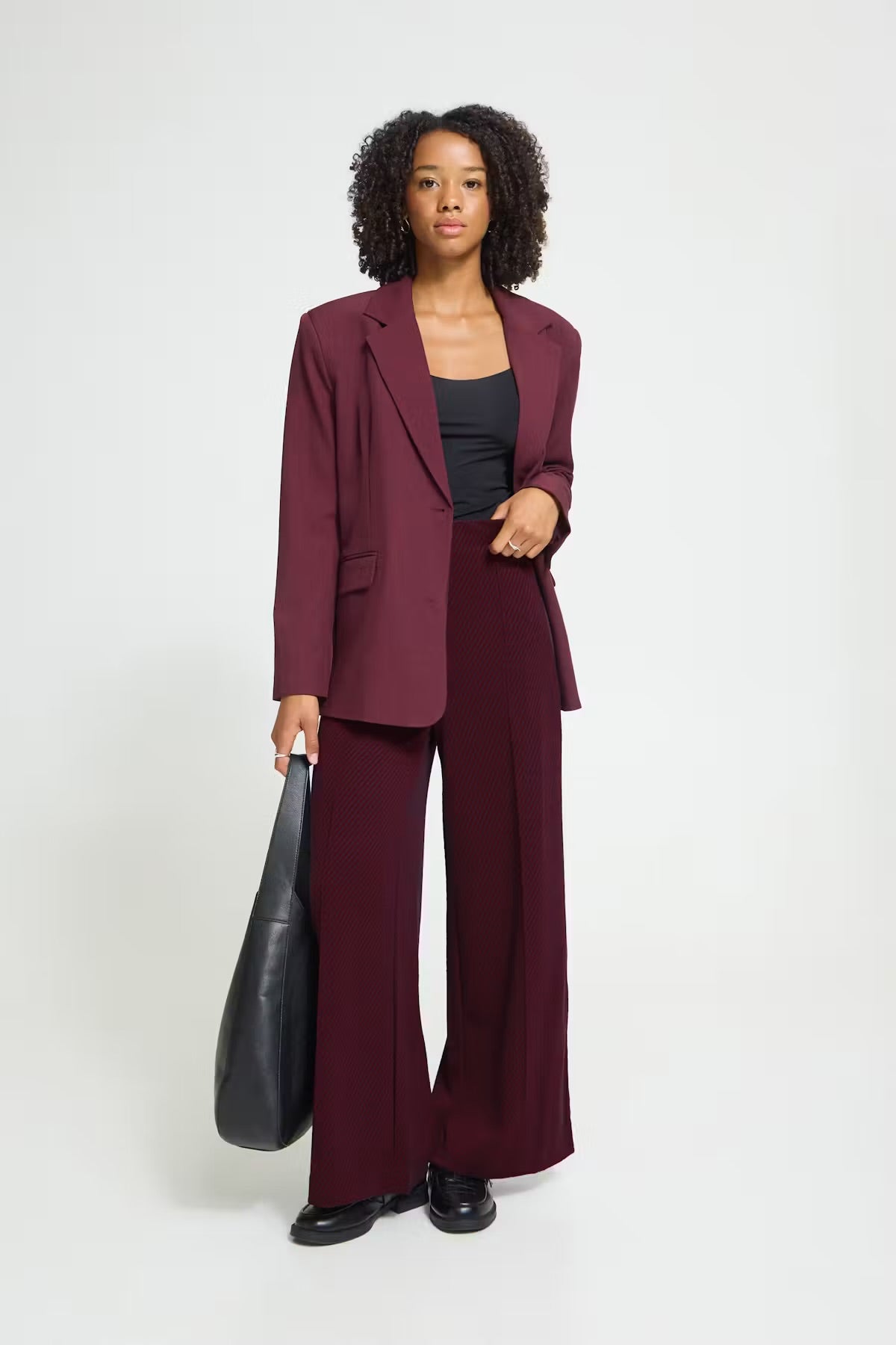 Wideleg Hose Lou burgundy