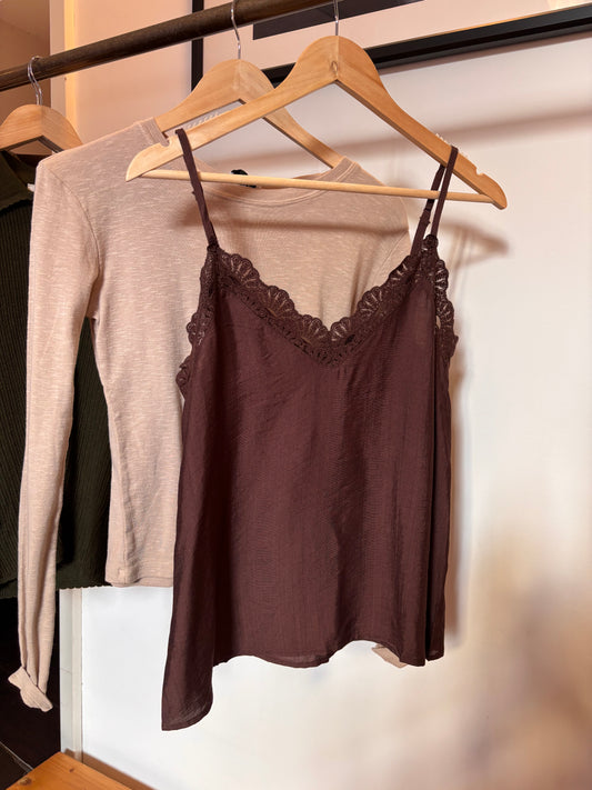 Spitzentop Eni in Schoko