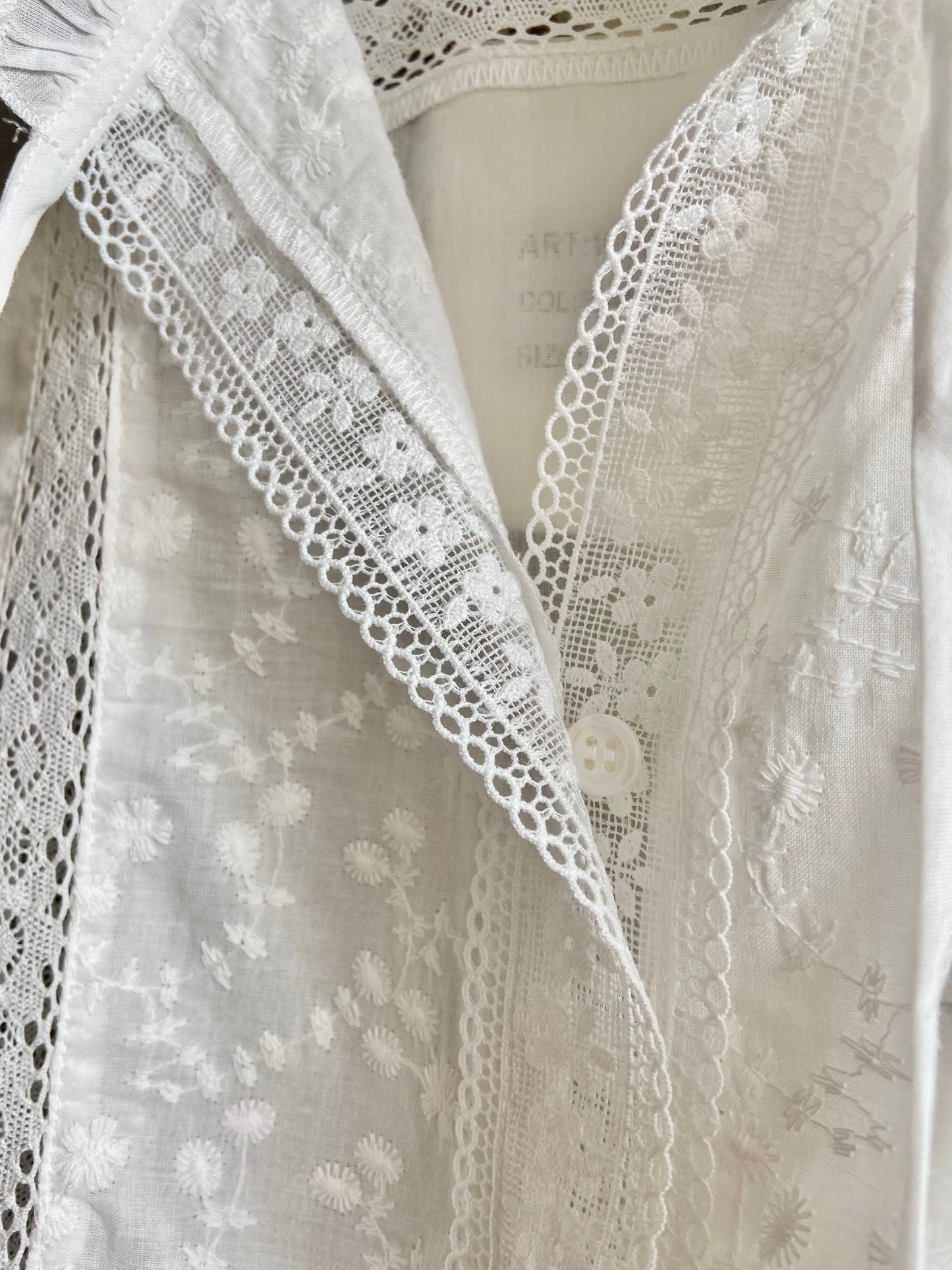 Bluse mit Spitze