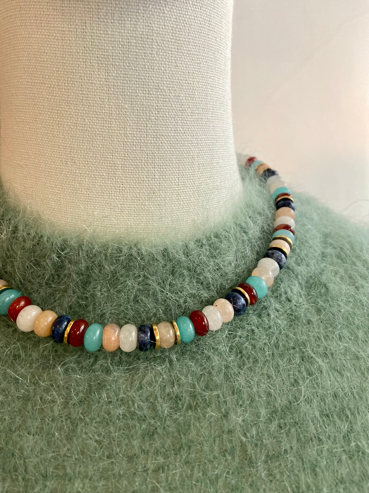 Steine Choker