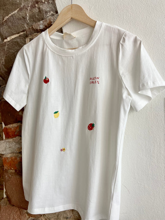 Shirt mit Stickerei
