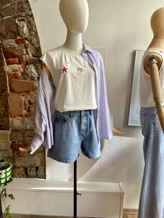 Muschel Shirt mit Stickerei